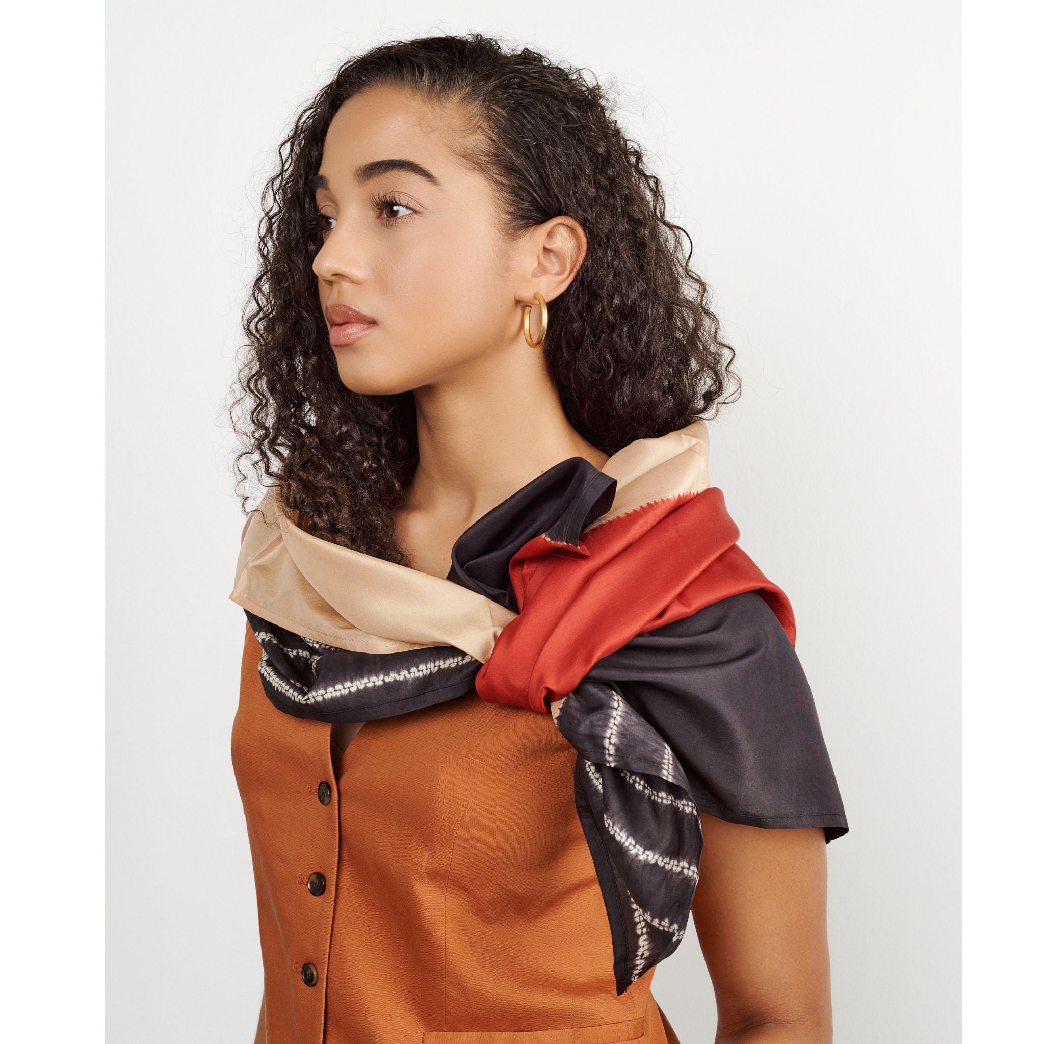 Handcrafted Silk Geometric Scarf in Red/Gold/Black/White – Variously