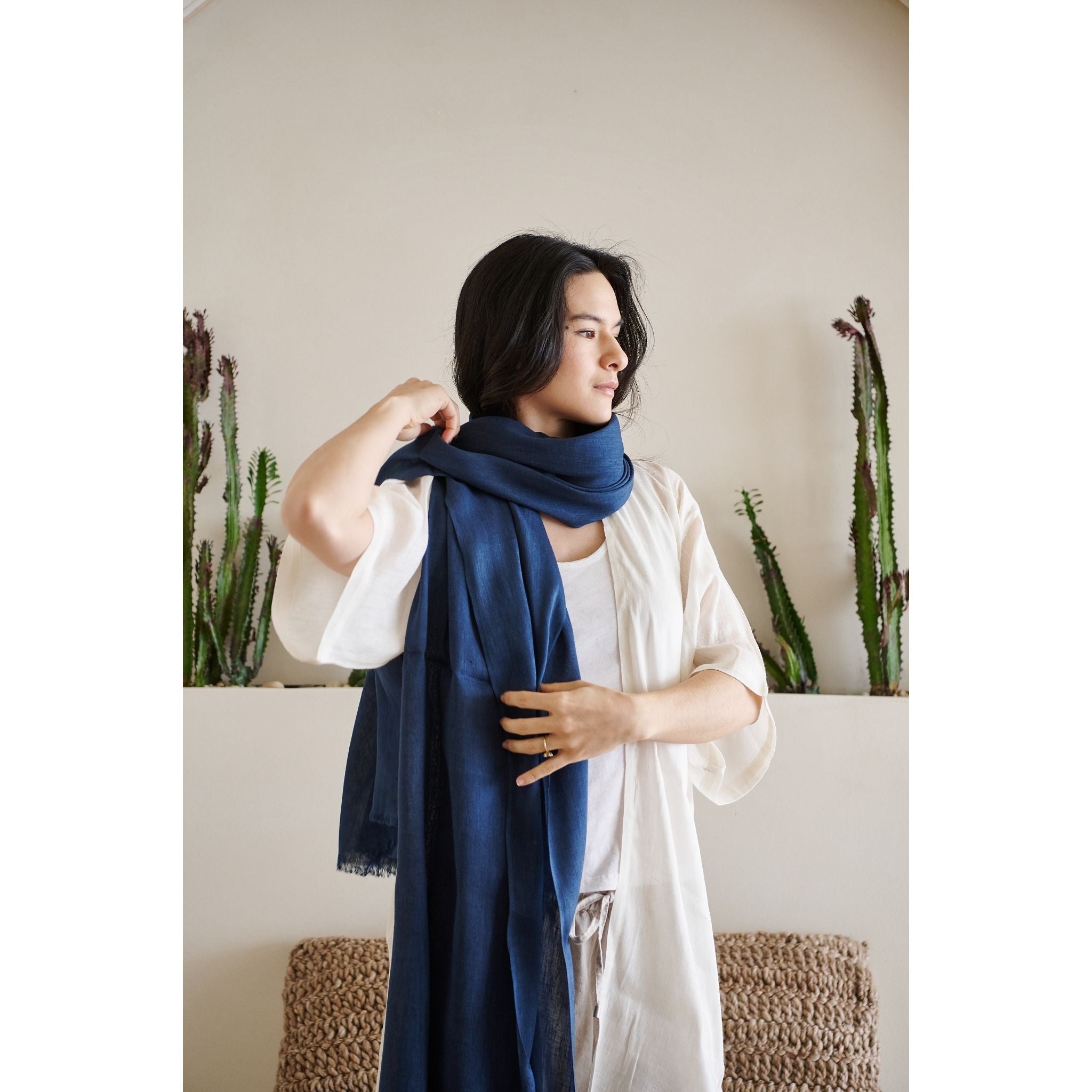 Midnight Navy Blue Hand Woven Linen Silk Blend Scarf – Variously