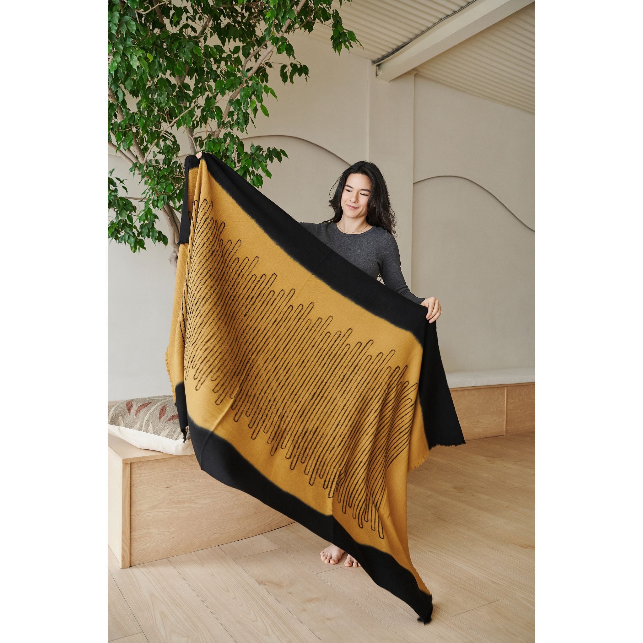 Handwoven Topaz Brown Myrtle Drift Merino Throw – Variously