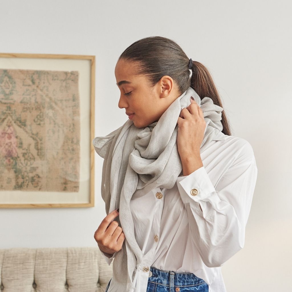 Pebble Gray Hand Woven Linen Scarf
