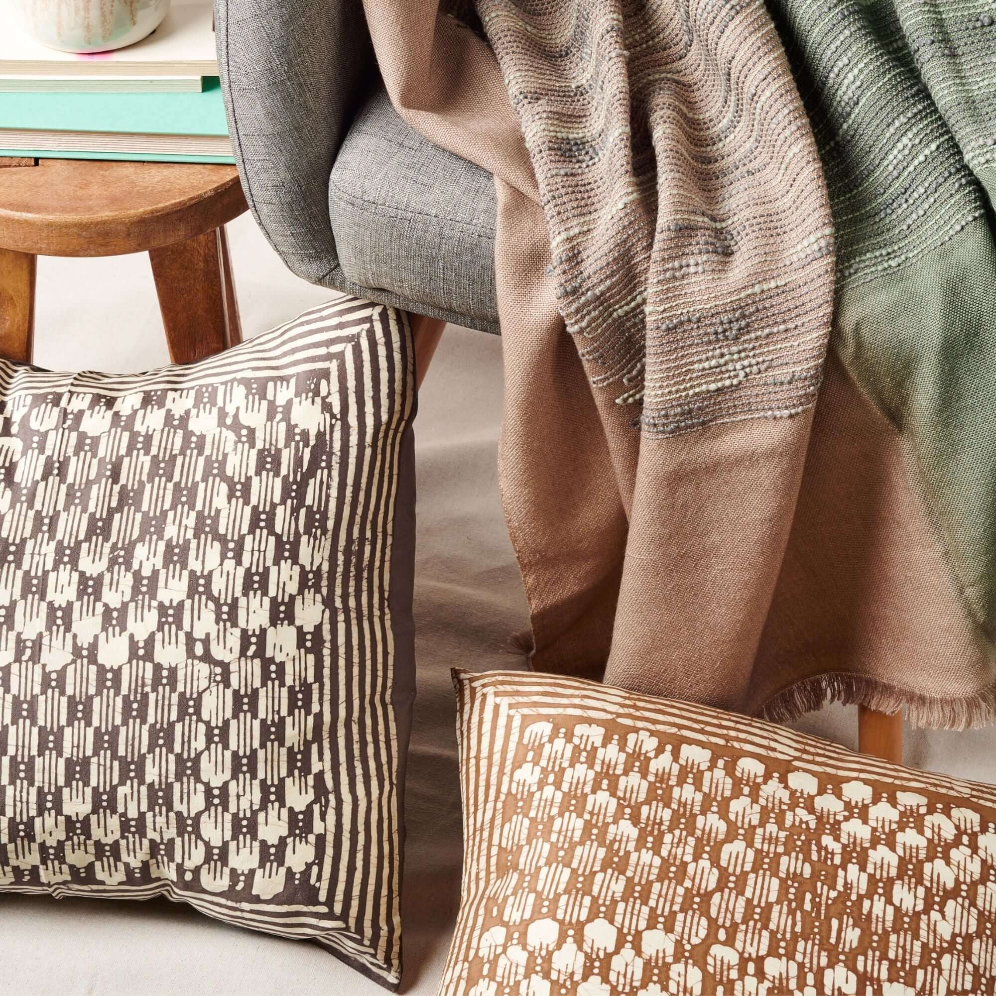 Studio Variously Oasis Pillow Cover - Thumbnail 3