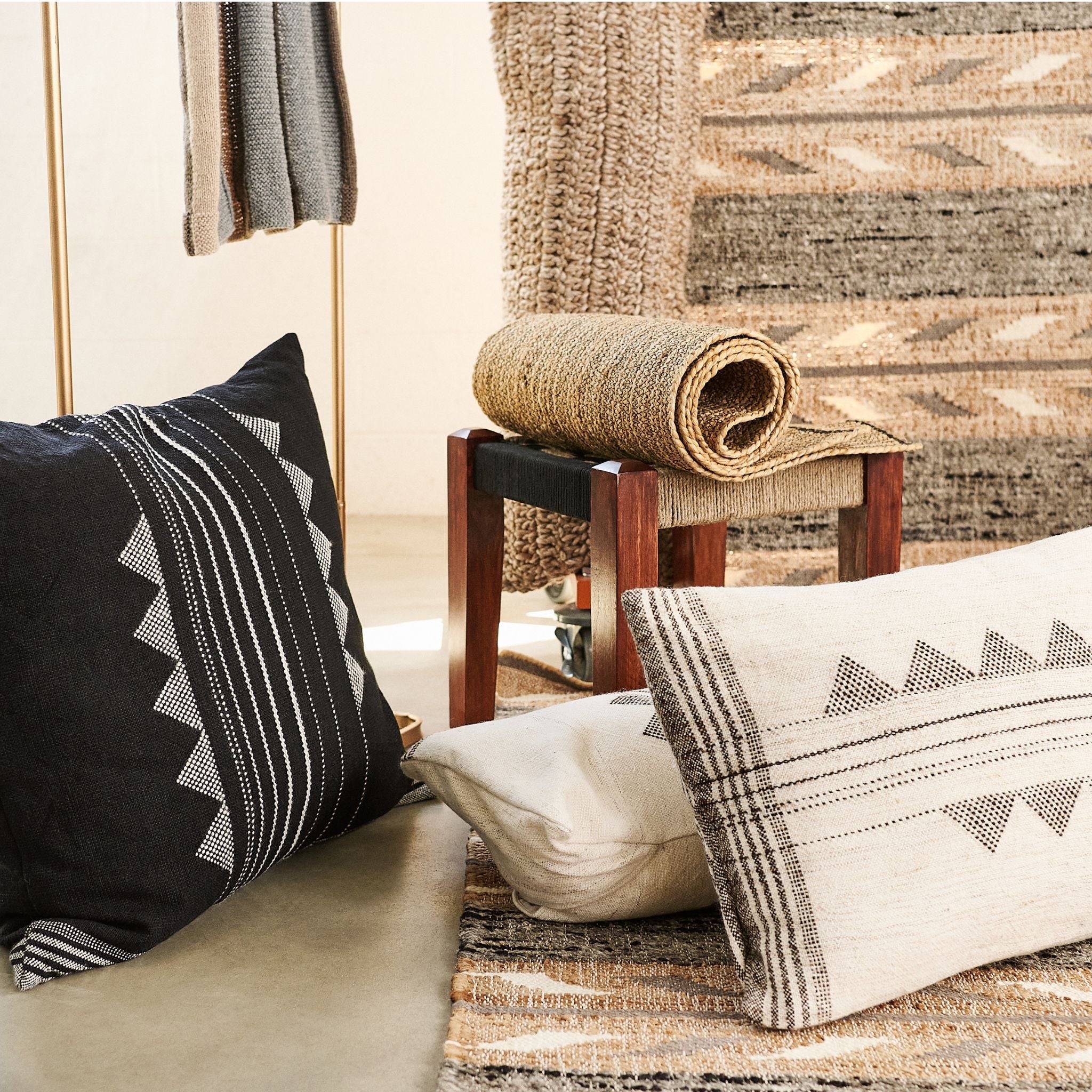 Studio Variously Kora Lumbar Pillow Cover - Thumbnail 3